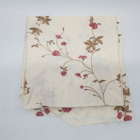 Vintage Floral Embroidered Octagonal Fabric Pre Cut With Pink & Brown Blooms - Picture 2 of 8